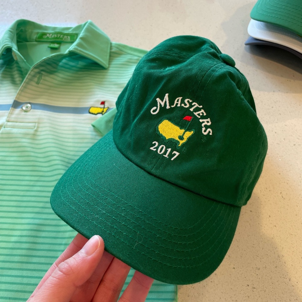 NWOT Augusta masters youth hat. Never worn. Excellent condition youth size!